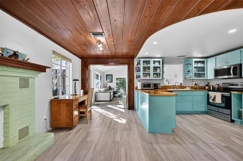 2612 Mulberry Terrace Sarasota FL 34239