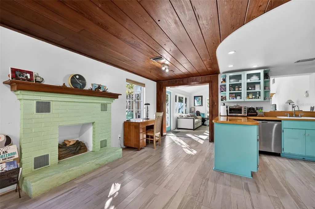 2612 Mulberry Terrace Sarasota FL 34239