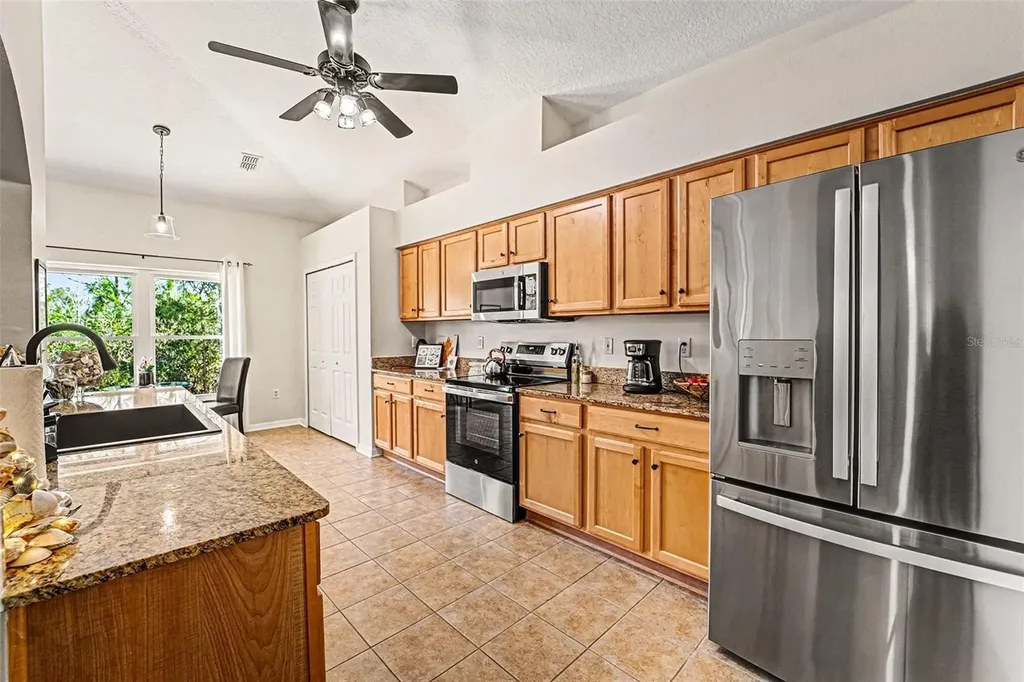 10118 Cleghorn Drive San Antonio FL 33576