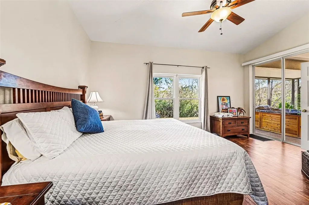 10118 Cleghorn Drive San Antonio FL 33576