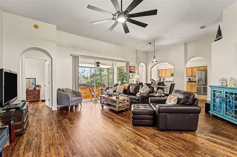 10118 Cleghorn Drive San Antonio FL 33576