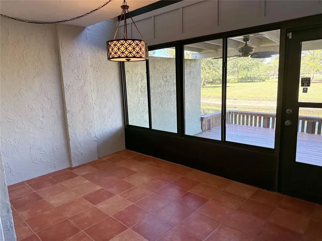 13516 Palmwood Lane Tampa FL 33618