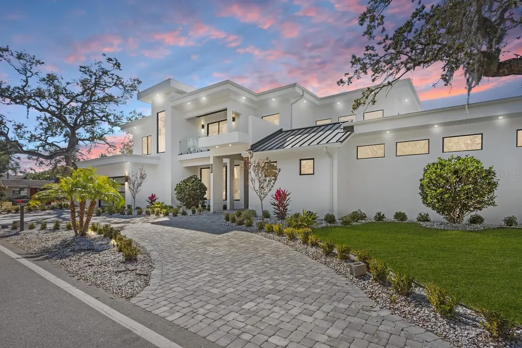 2089 Arlington Street Sarasota FL 34239