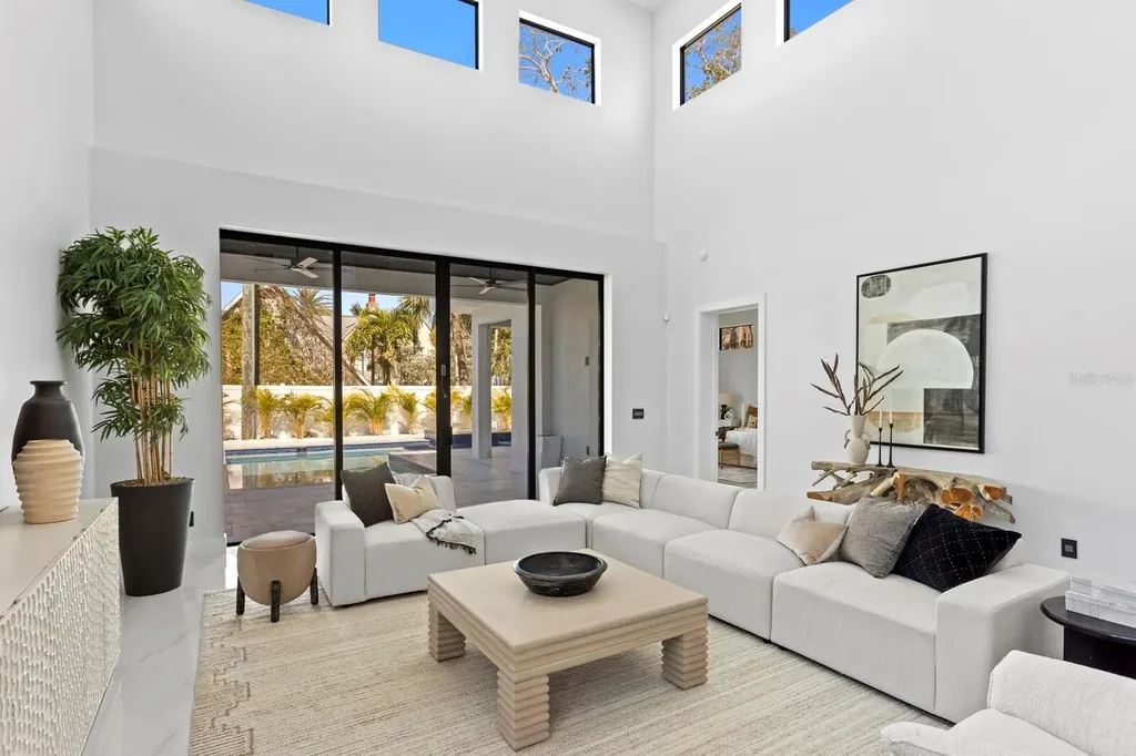 2089 Arlington Street Sarasota FL 34239