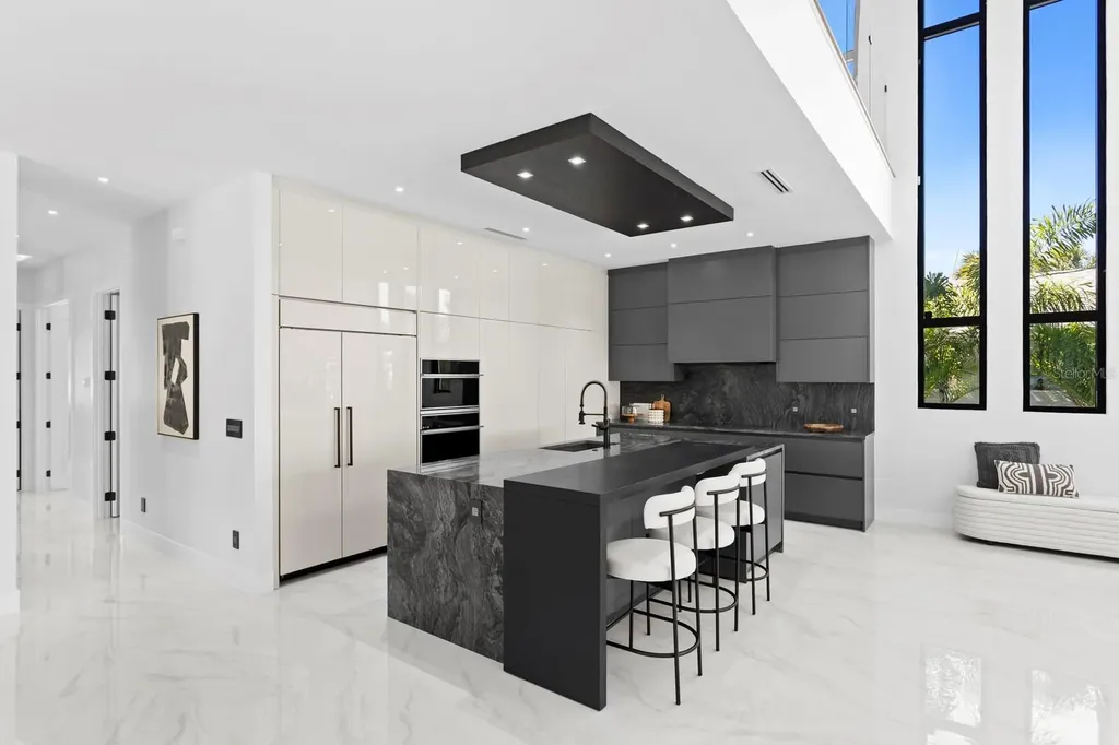 2089 Arlington Street Sarasota FL 34239