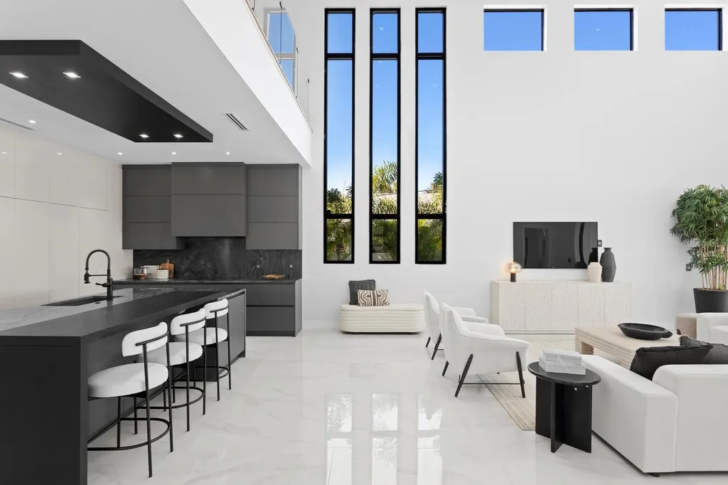 2089 Arlington Street Sarasota FL 34239