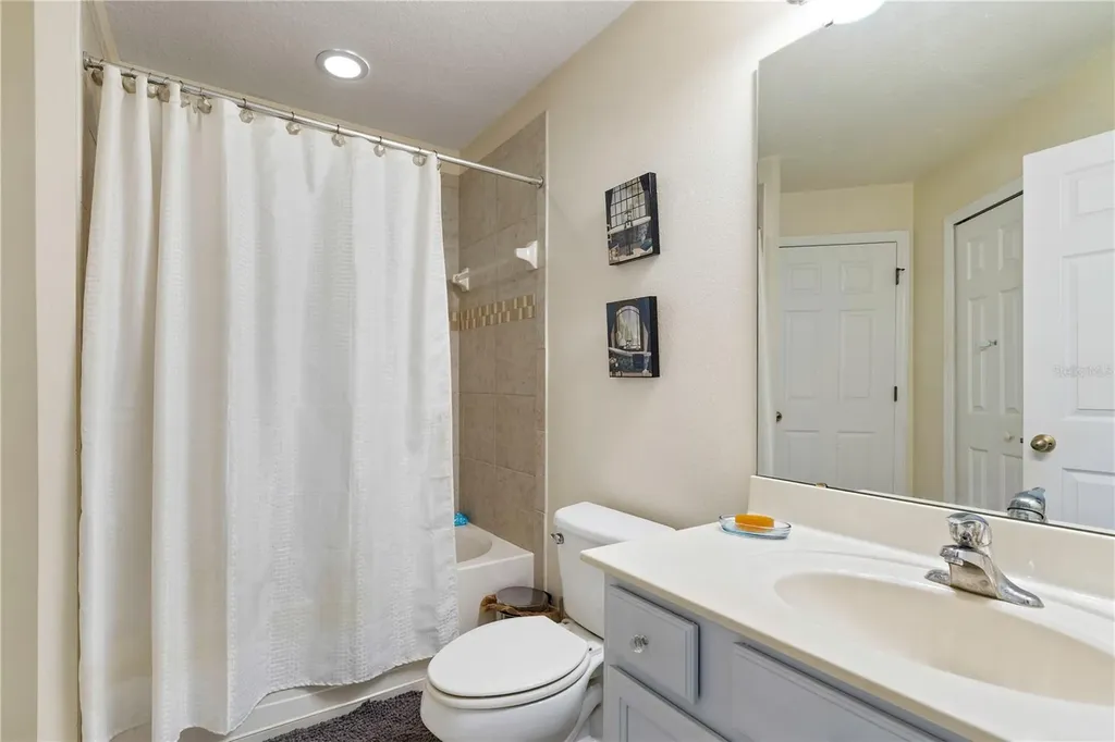 2513 Dharma Circle Kissimmee FL 34746