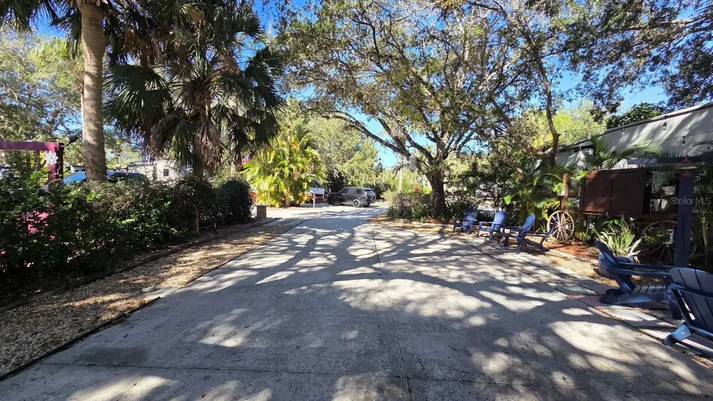 174 Appaloosa Trail River Ranch FL 33867