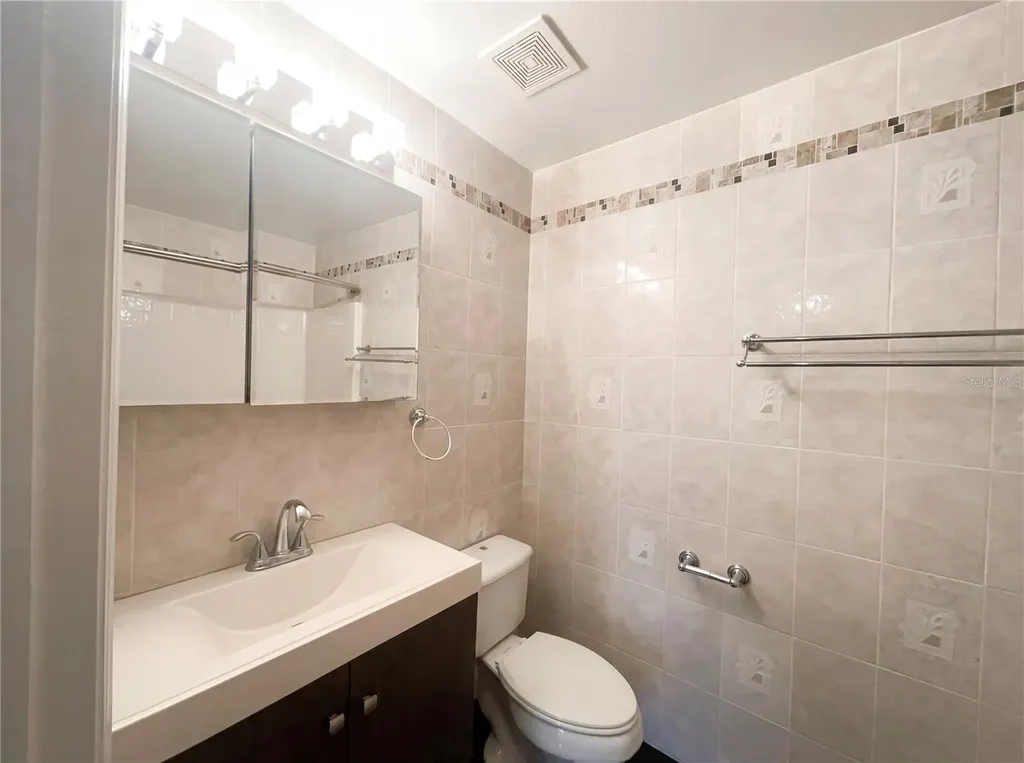 58 Llama Trail Palm Coast FL 32164