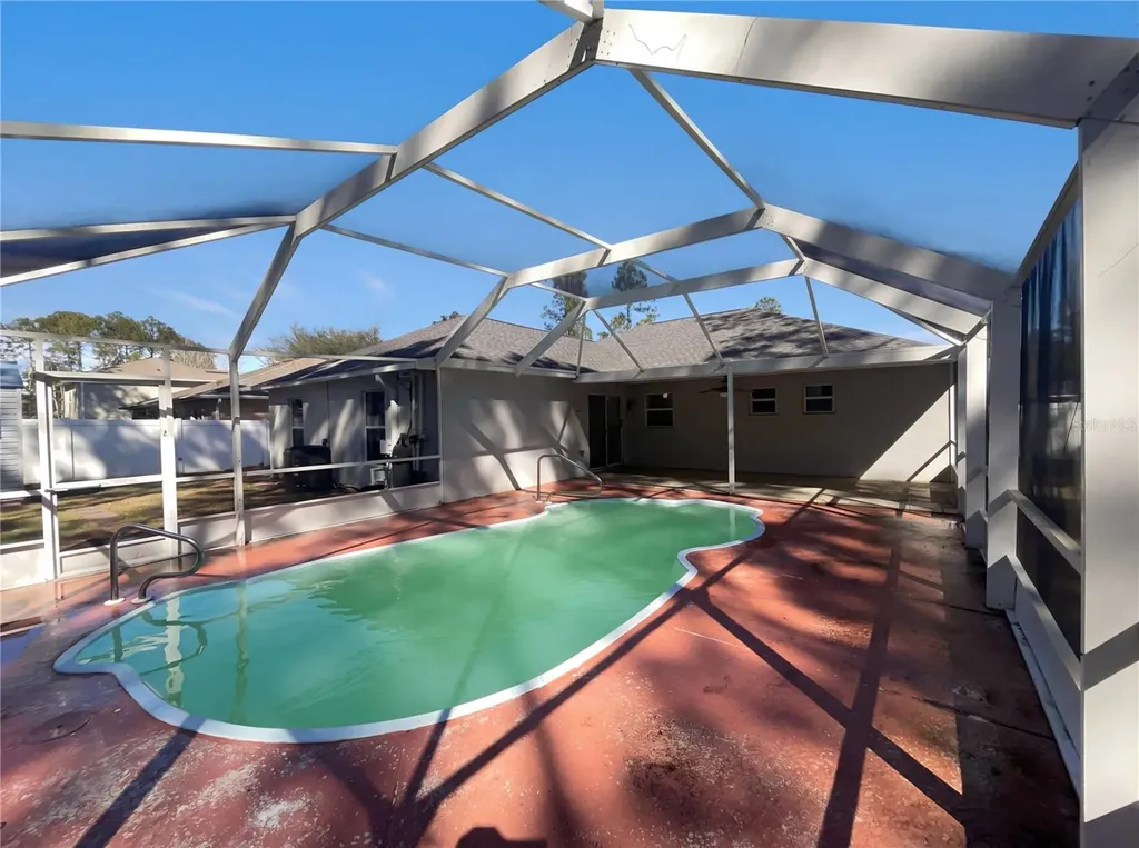 58 Llama Trail Palm Coast FL 32164