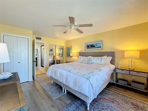 100 The Esplanade N Venice FL 34285