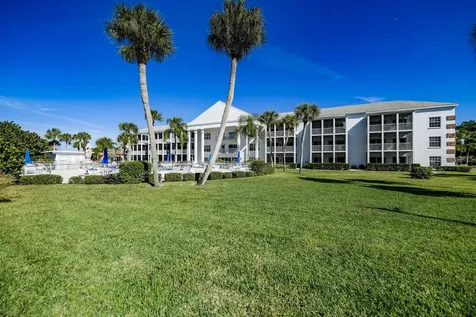 100 The Esplanade N Venice FL 34285