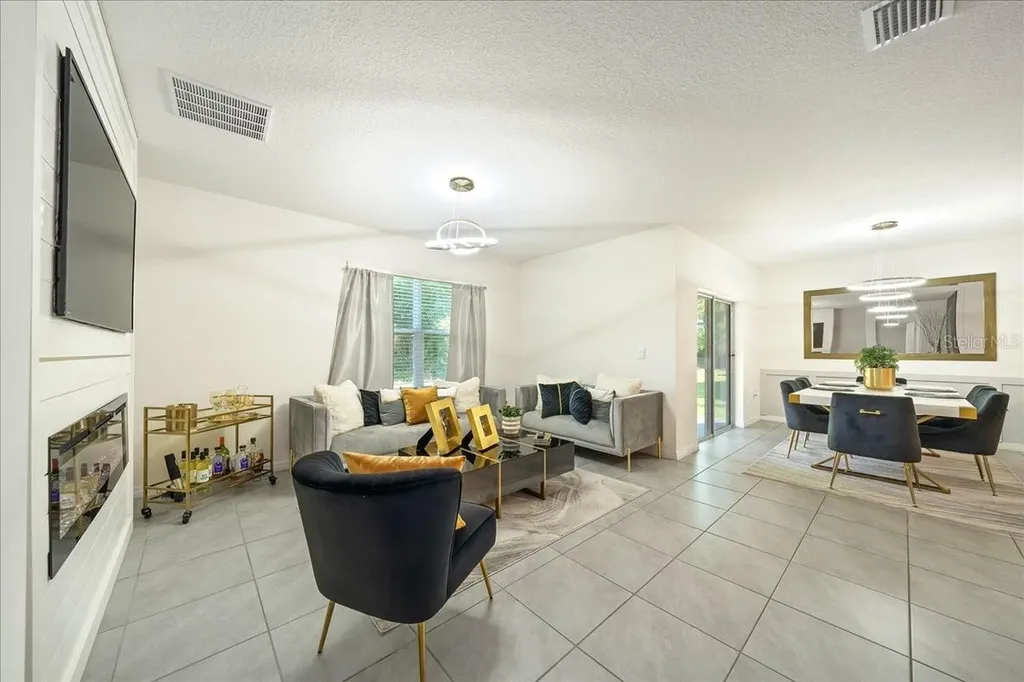 160 Hickory Course Loop Ocala FL 34472