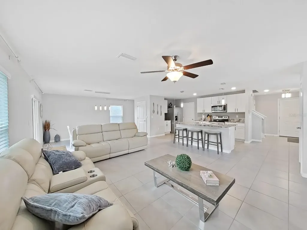 5018 Bella Armonia Circle Wimauma FL 33598