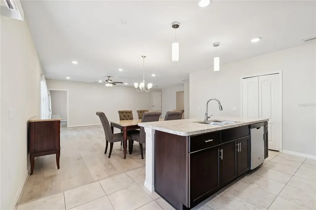 920 NW 253 Drive Newberry FL 32669