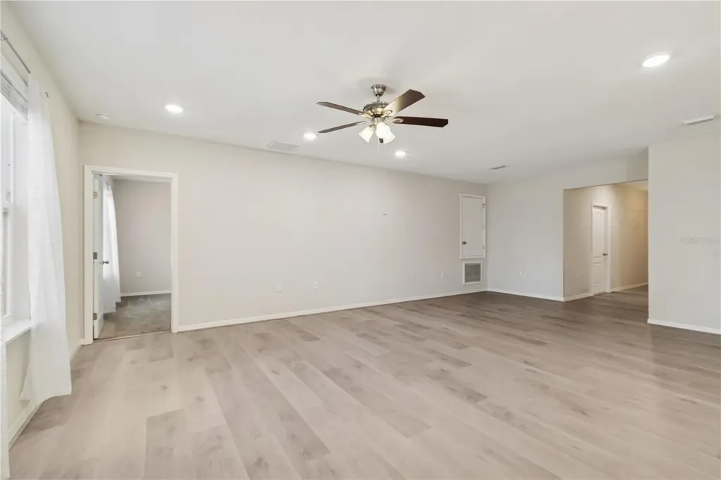 920 NW 253 Drive Newberry FL 32669