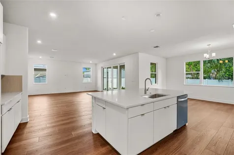 804 W Peninsular Street Tampa FL 33603