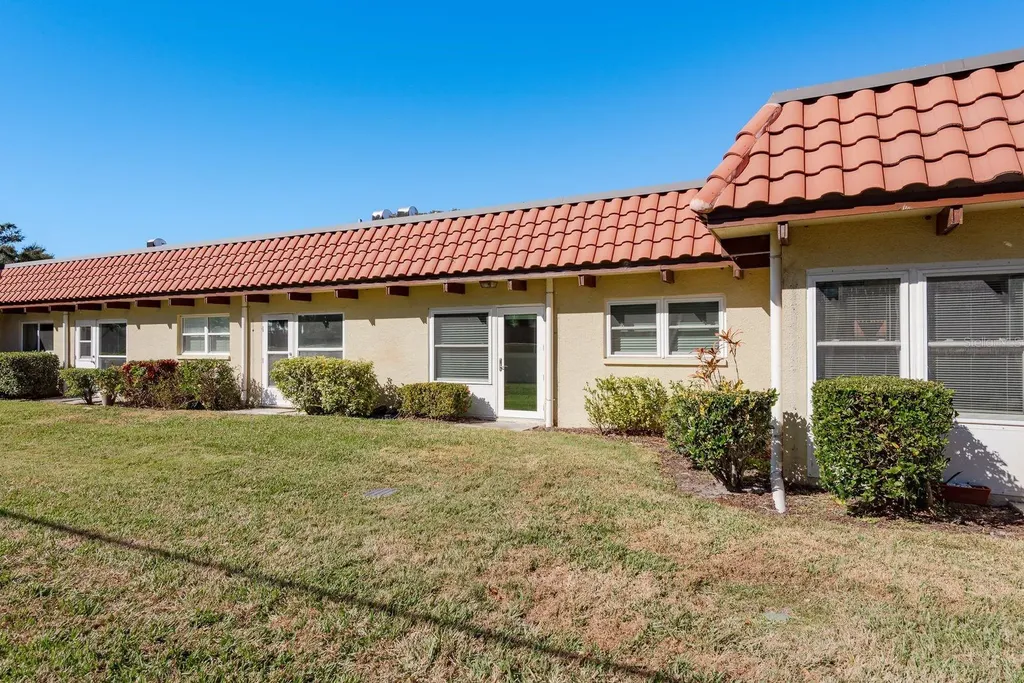 1701 Pinehurst Road Dunedin FL 34698