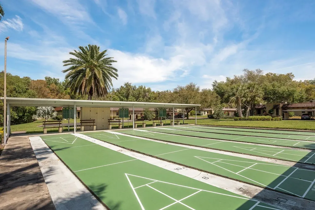 1701 Pinehurst Road Dunedin FL 34698