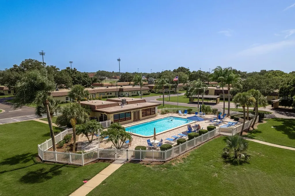 1701 Pinehurst Road Dunedin FL 34698