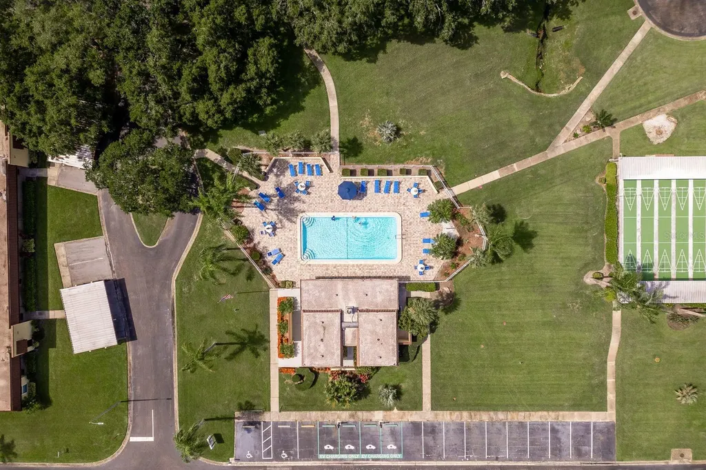 1701 Pinehurst Road Dunedin FL 34698