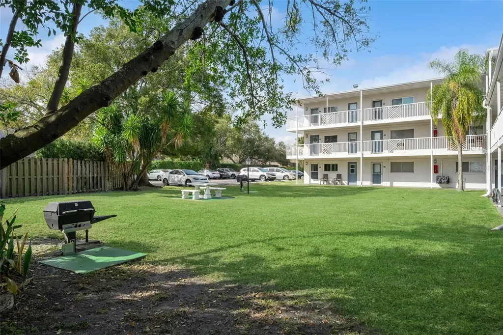 320 Lakeview Street Orlando FL 32804