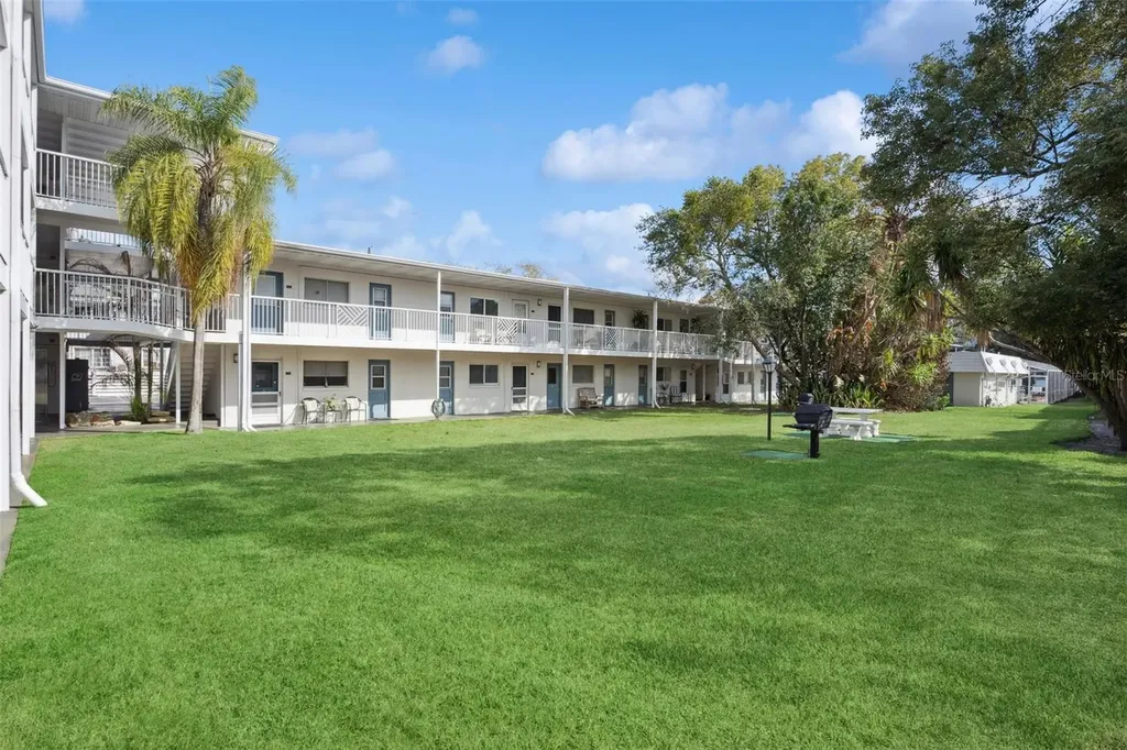 320 Lakeview Street Orlando FL 32804