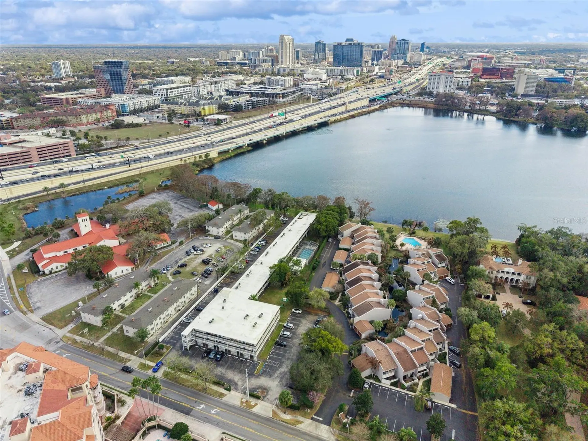 320 Lakeview Street Orlando FL 32804