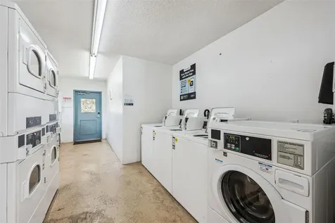 320 Lakeview Street Orlando FL 32804