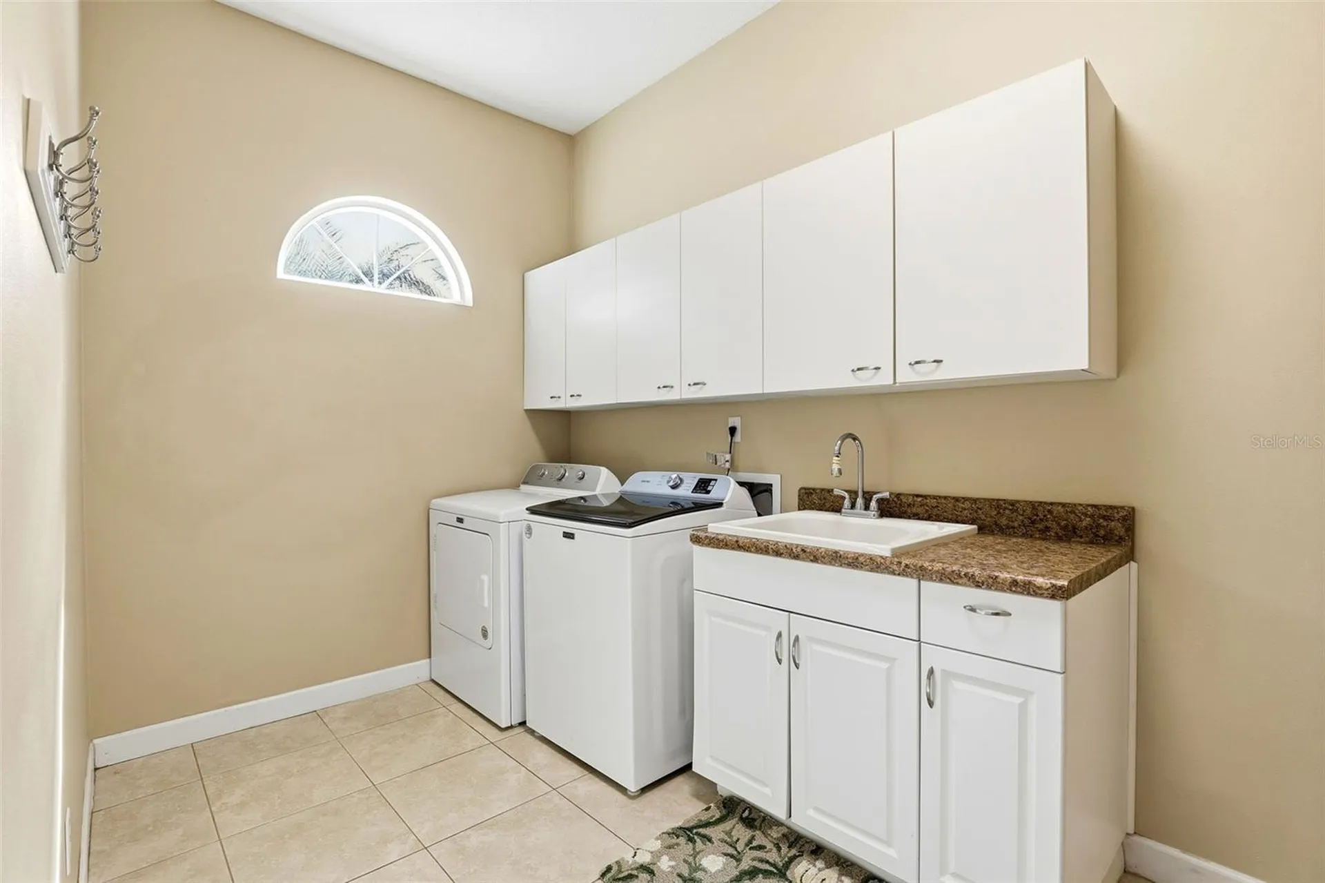 8713 Summerville Place Orlando FL 32819