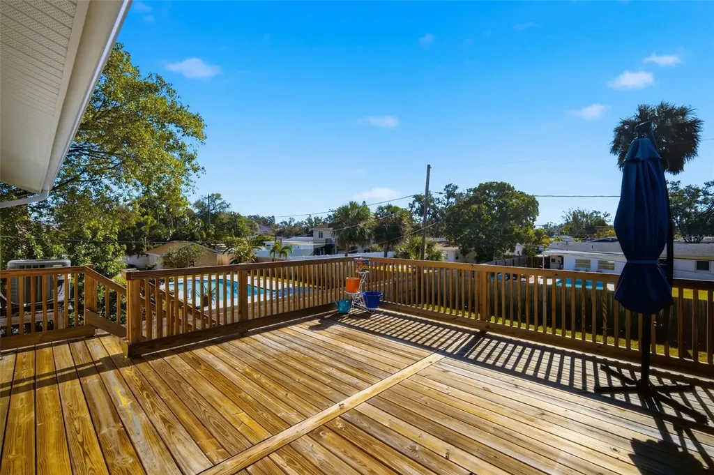 1826 Nebraska Avenue NE St Petersburg FL 33703