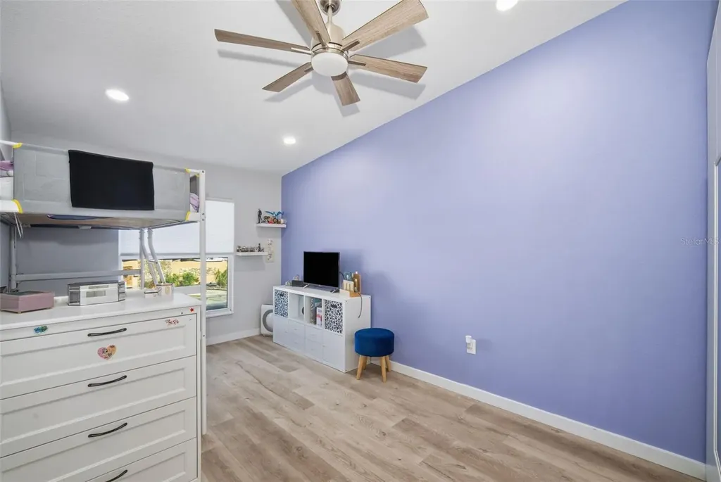 1826 Nebraska Avenue NE St Petersburg FL 33703