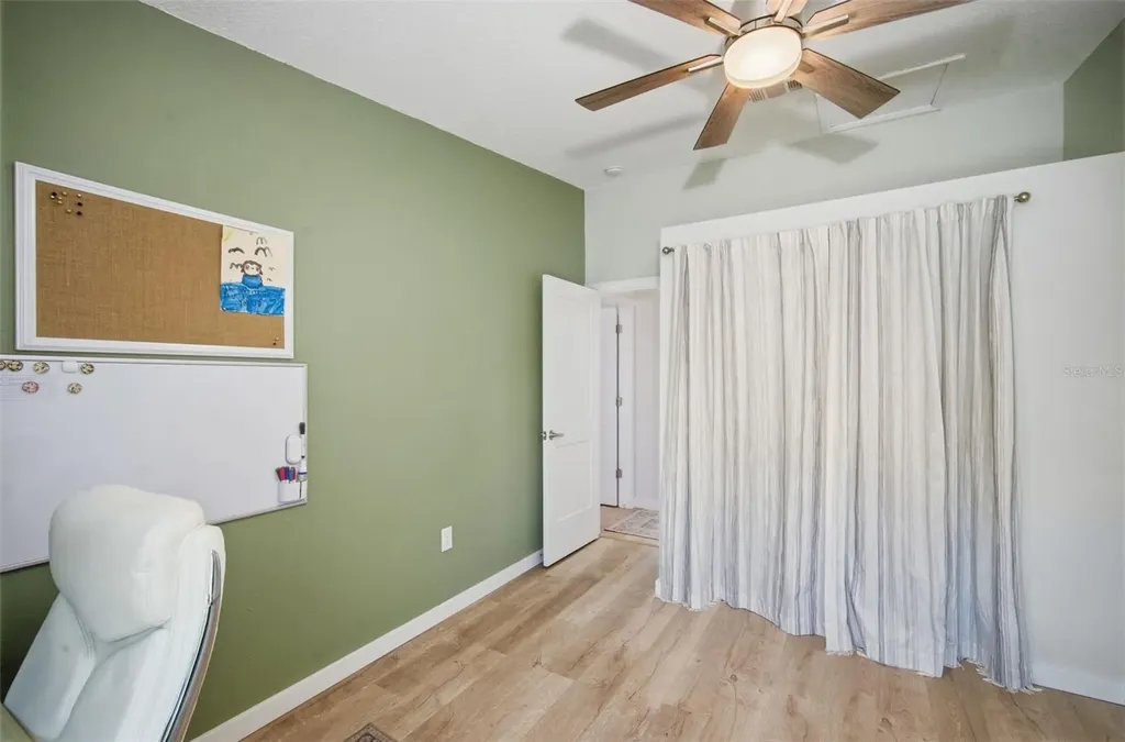 1826 Nebraska Avenue NE St Petersburg FL 33703