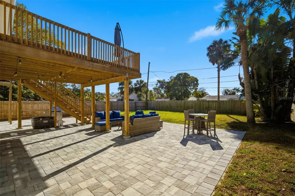 1826 Nebraska Avenue NE St Petersburg FL 33703