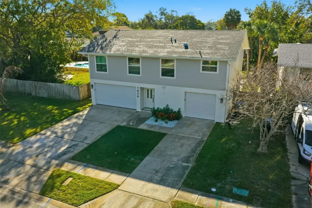1826 Nebraska Avenue NE St Petersburg FL 33703