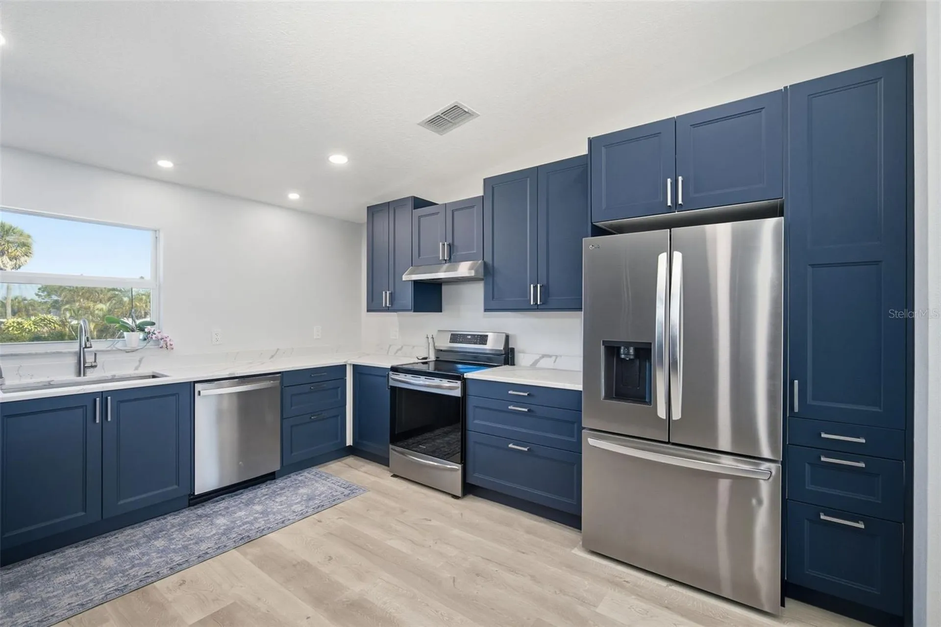1826 Nebraska Avenue NE St Petersburg FL 33703