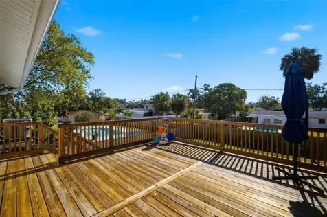 1826 Nebraska Avenue NE St Petersburg FL 33703