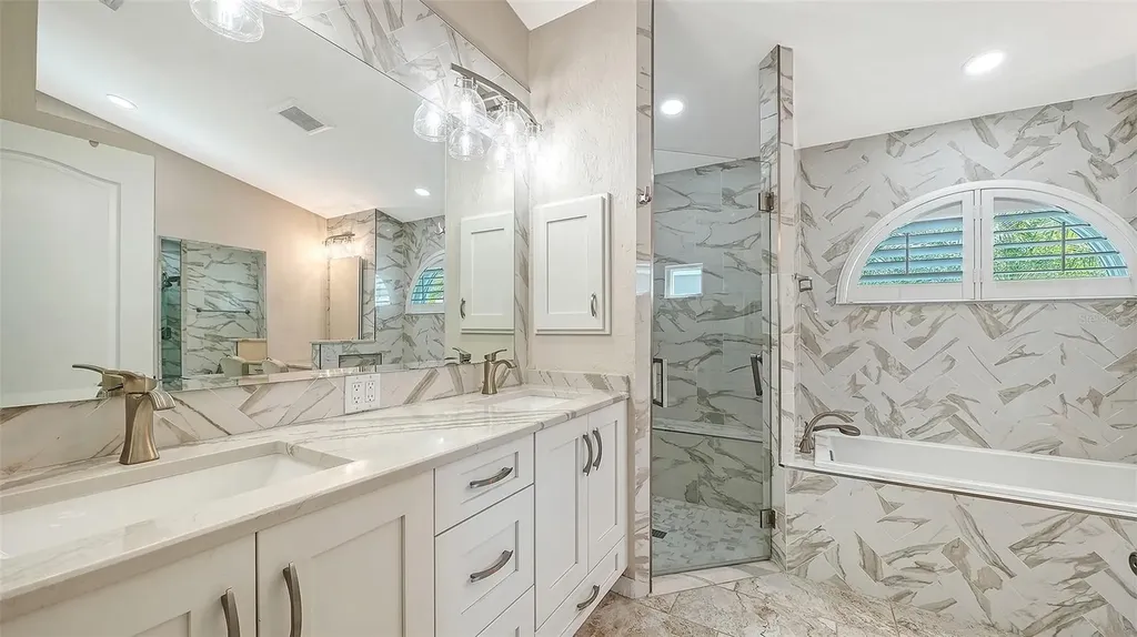 8972 Huntington Pointe Drive Sarasota FL 34238