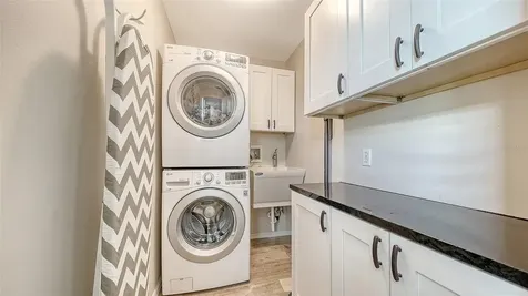 8972 Huntington Pointe Drive Sarasota FL 34238