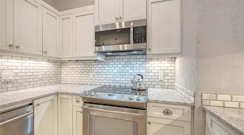 8972 Huntington Pointe Drive Sarasota FL 34238