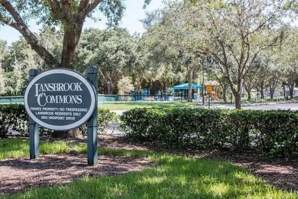 5292 Kernwood Court Palm Harbor FL 34685