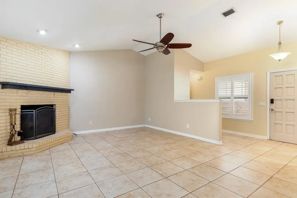 755 Oak Terrace Orange City FL 32763