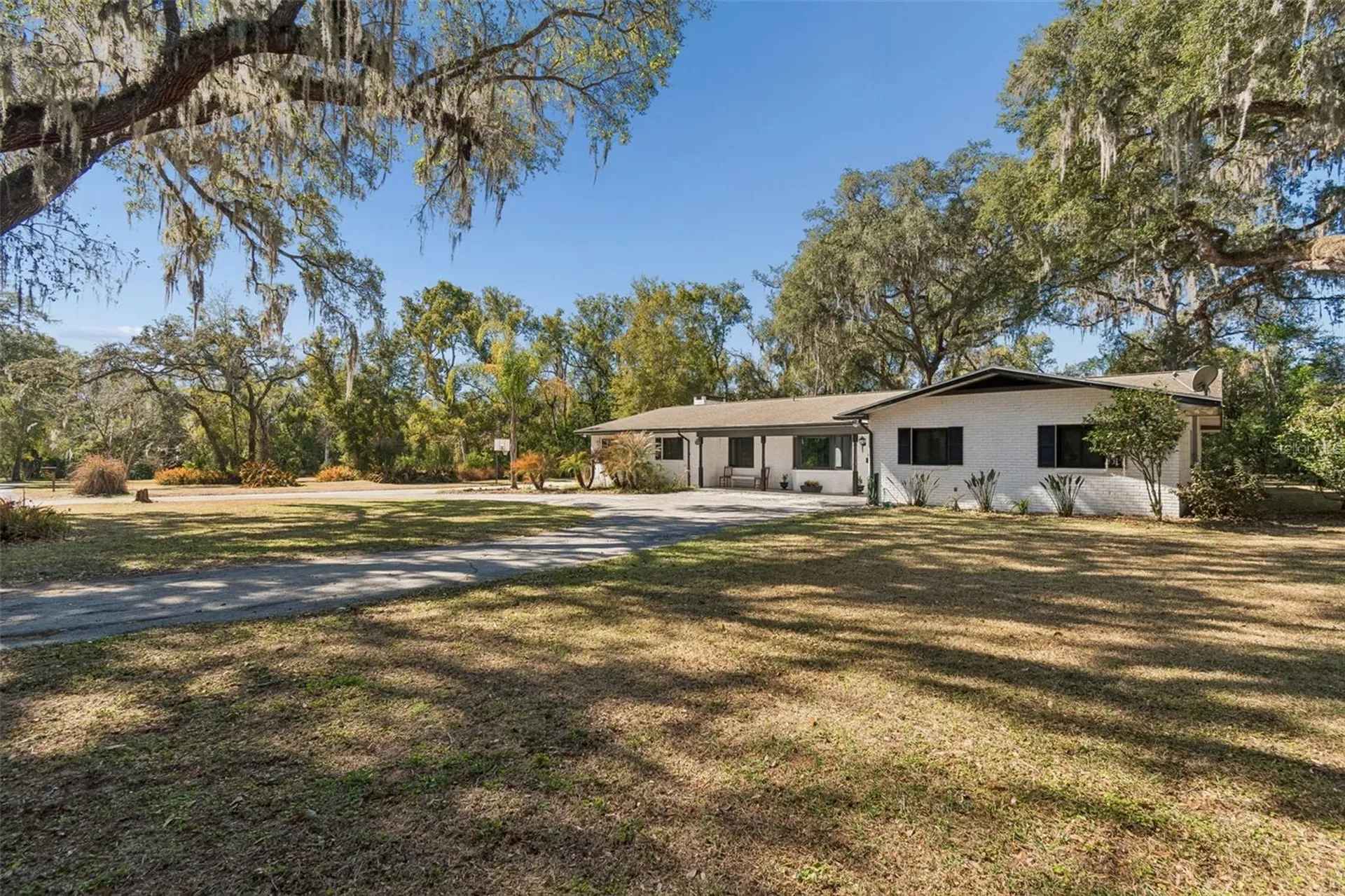 13550 11th Street Dade City FL 33525