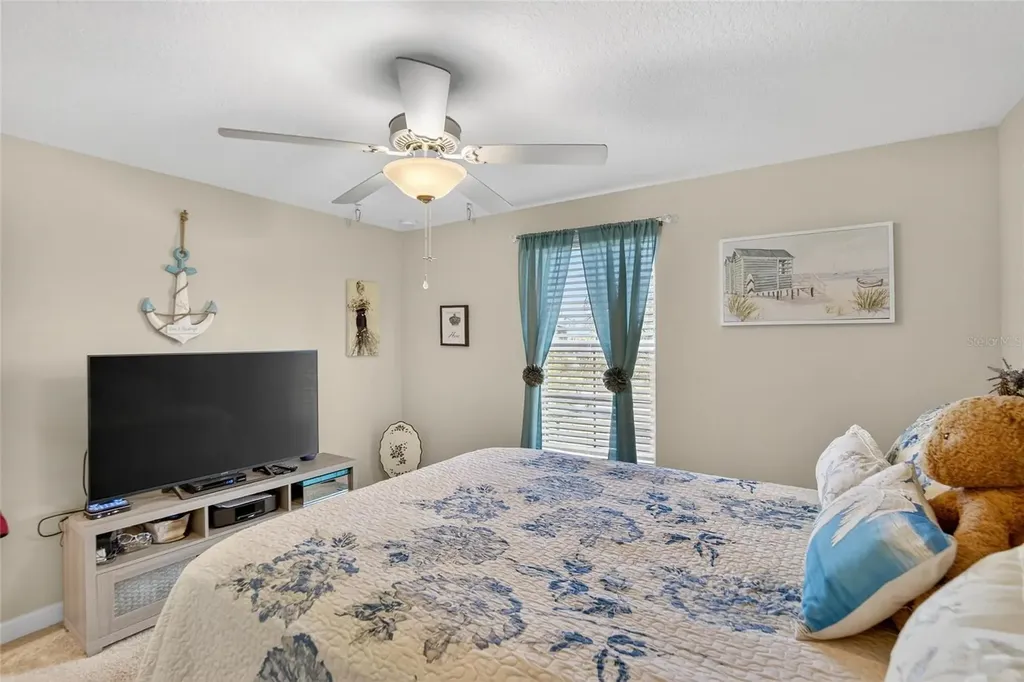 16909 April Plush Drive Wimauma FL 33598