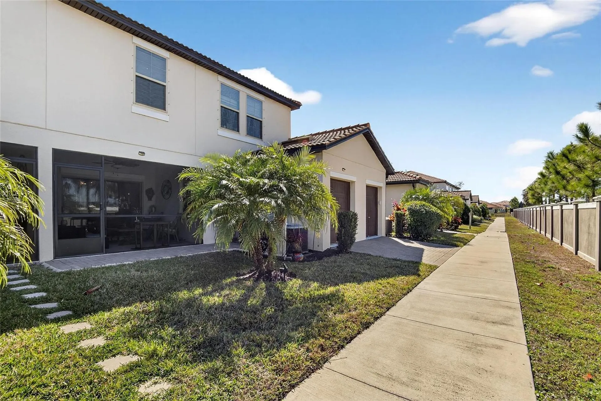16909 April Plush Drive Wimauma FL 33598