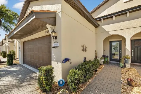 16909 April Plush Drive Wimauma FL 33598