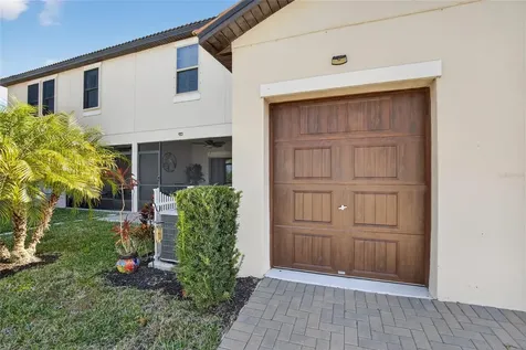 16909 April Plush Drive Wimauma FL 33598