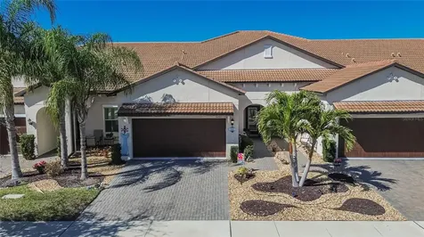16909 April Plush Drive Wimauma FL 33598