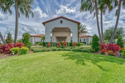 16909 April Plush Drive Wimauma FL 33598
