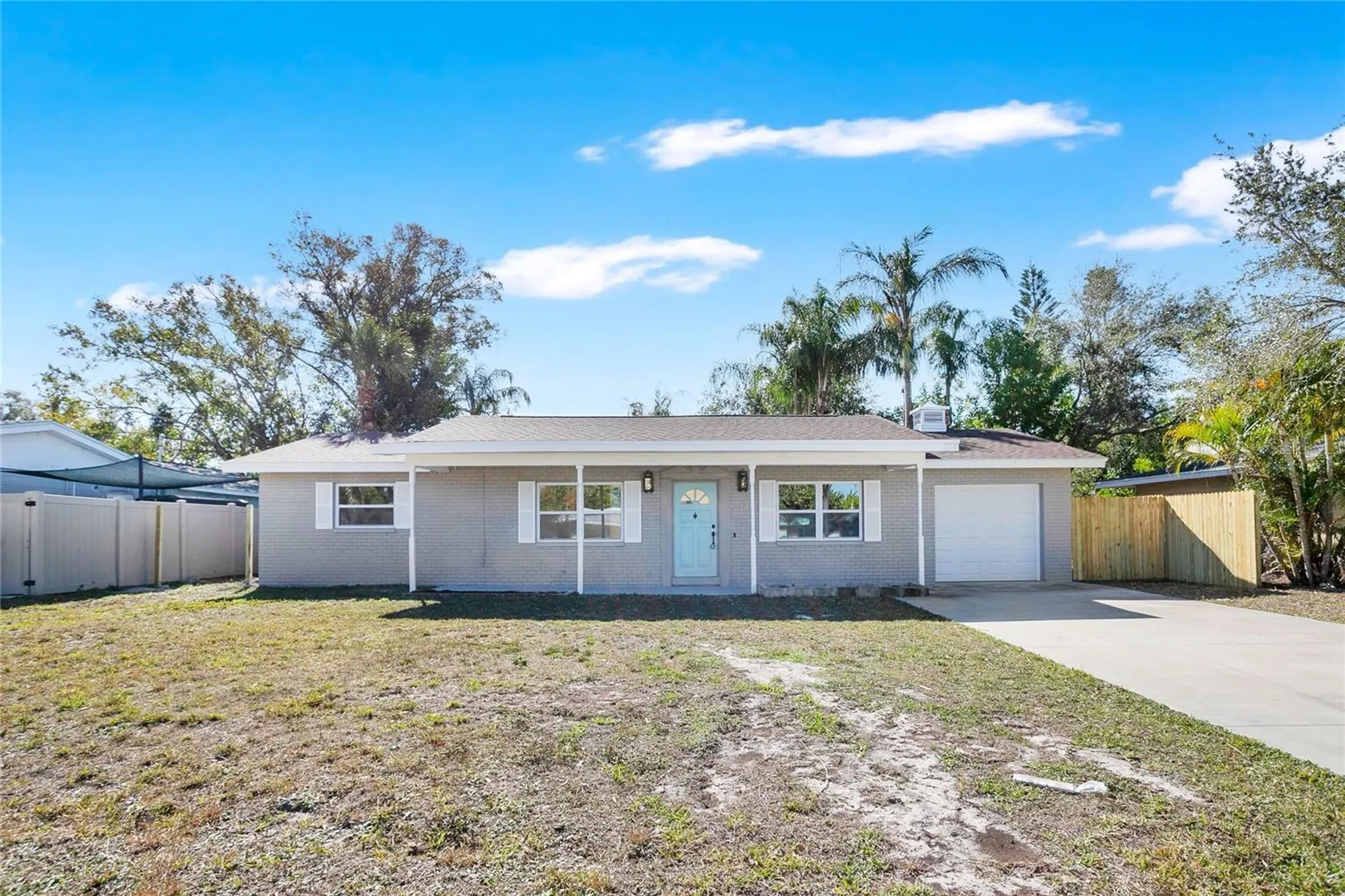 214 45th Avenue NE St Petersburg FL 33703